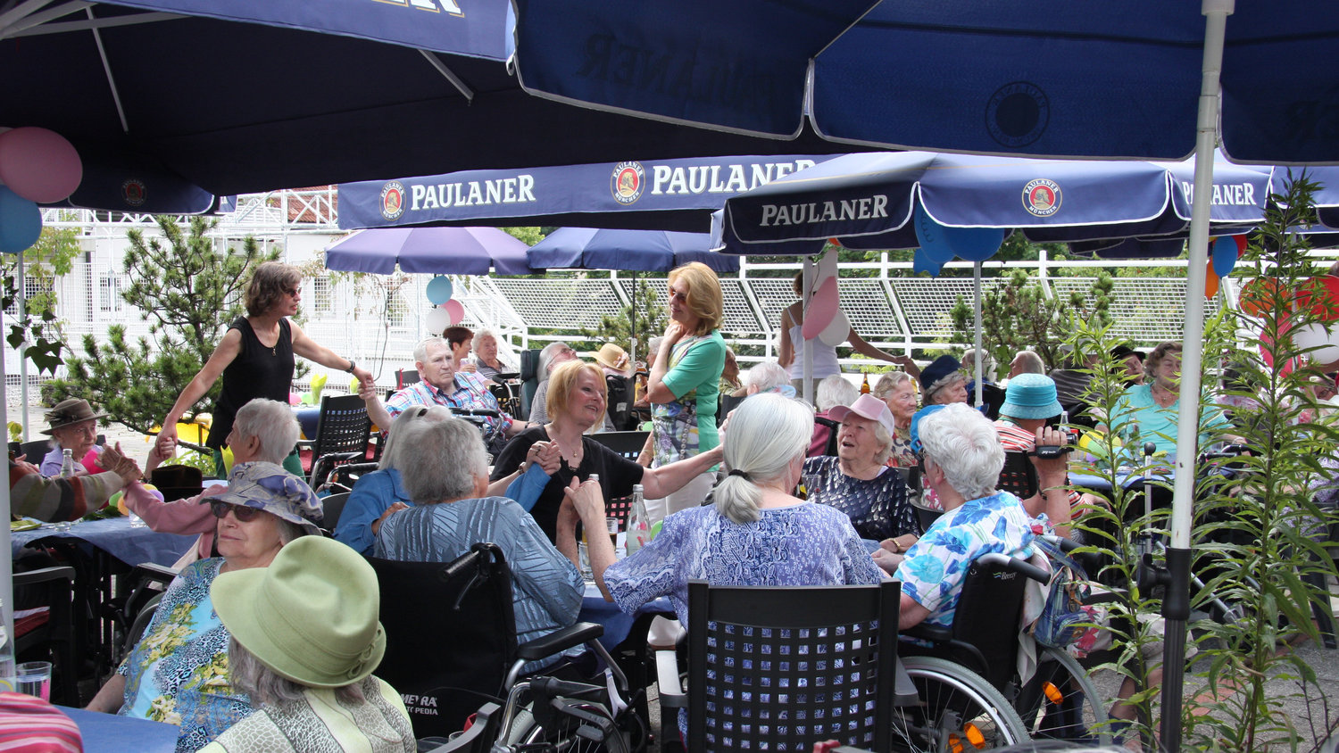 Wir feiern unser Sommerfest mit Musik